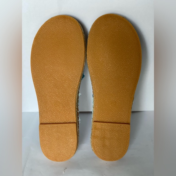 YASIRUN | Blue Frayed Espadrille Sandal - Women’s - Picture 5 of 5